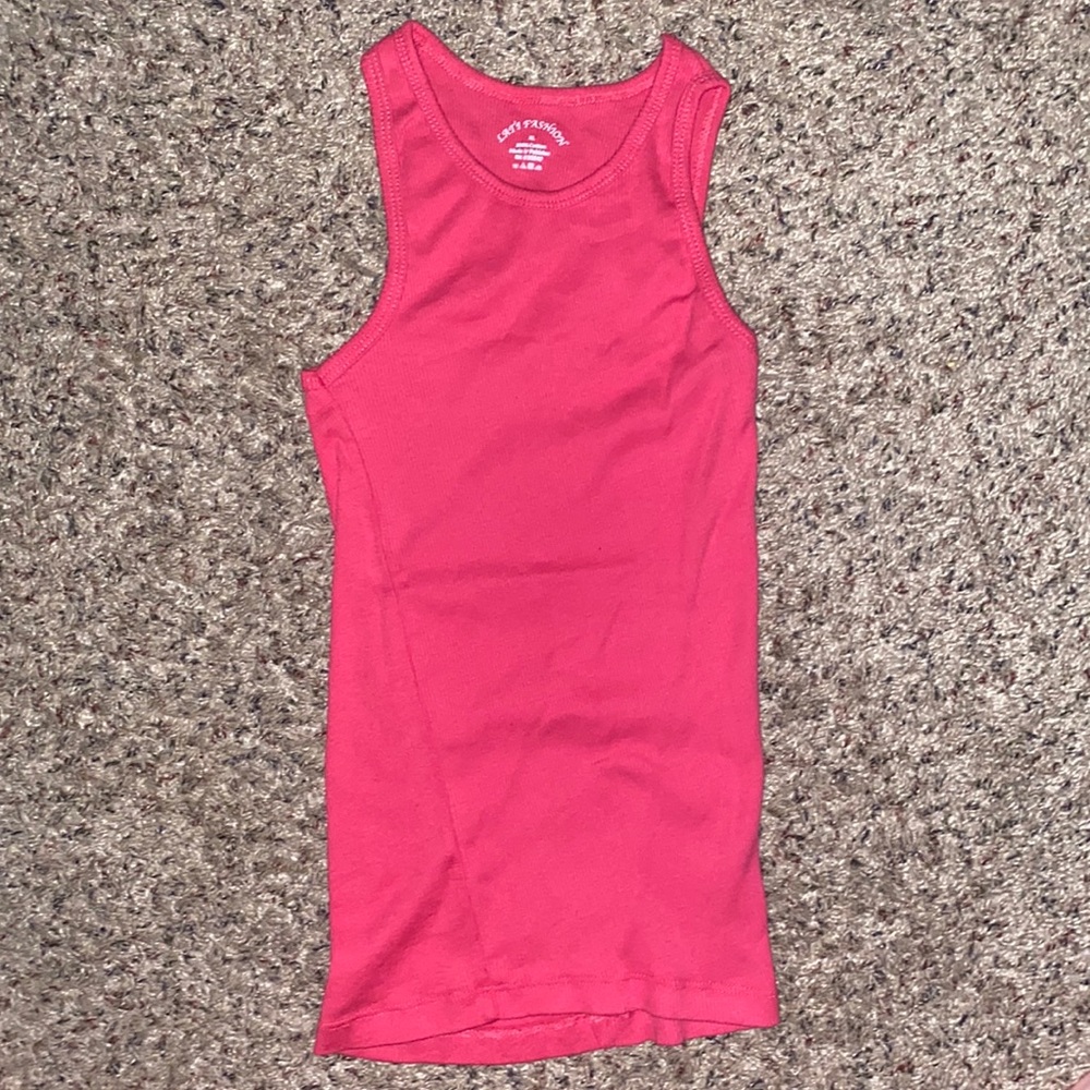 Pink tank top